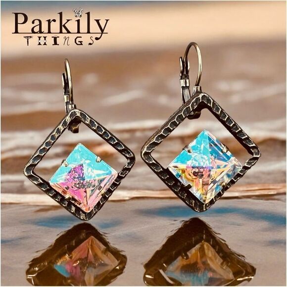 Handcrafted Earrings with Swarovski Crystal - Picture 1 of 5